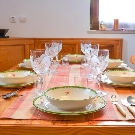 House Jakob צרקליה נה גורניסקם