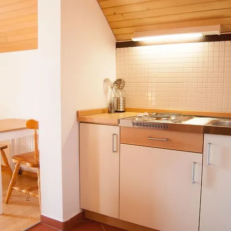 House Jakob צרקליה נה גורניסקם